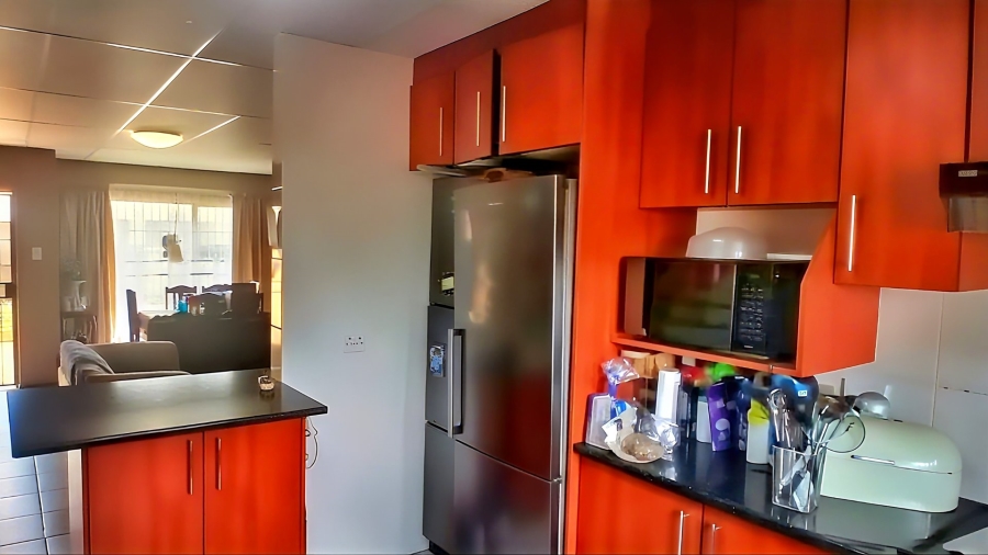 3 Bedroom Property for Sale in Langenhovenpark Free State